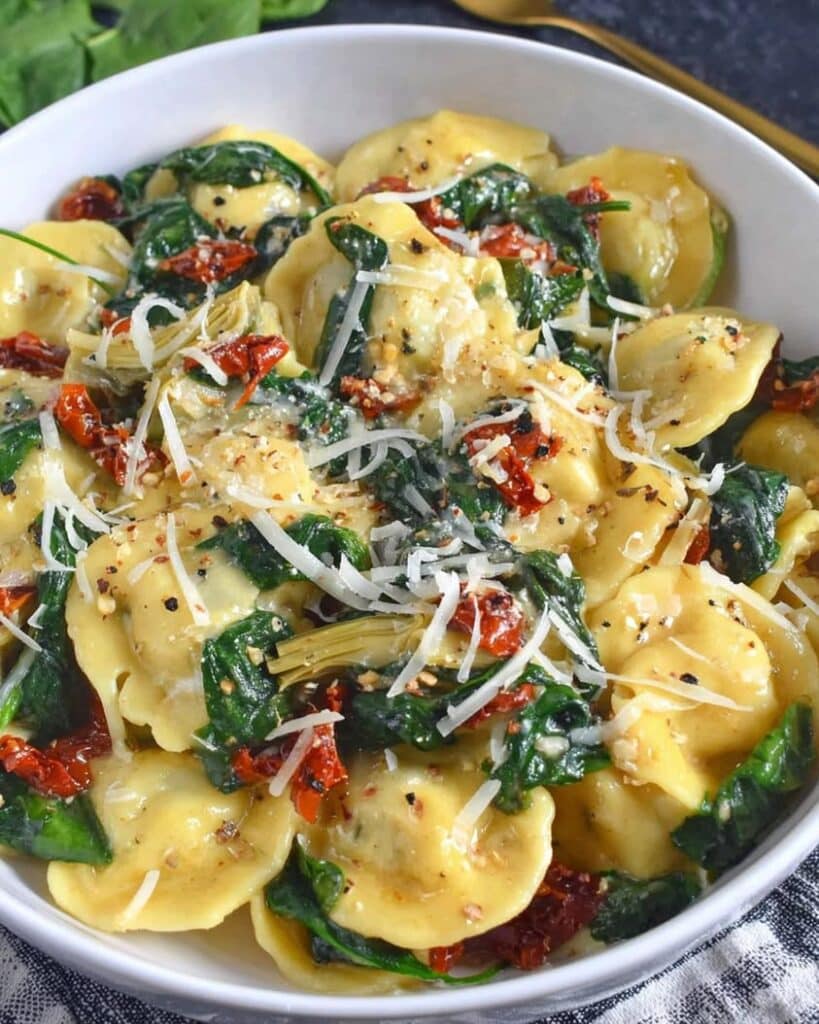 Ravioli with Spinach Sun Dried Tomatoes and Artichokes 1