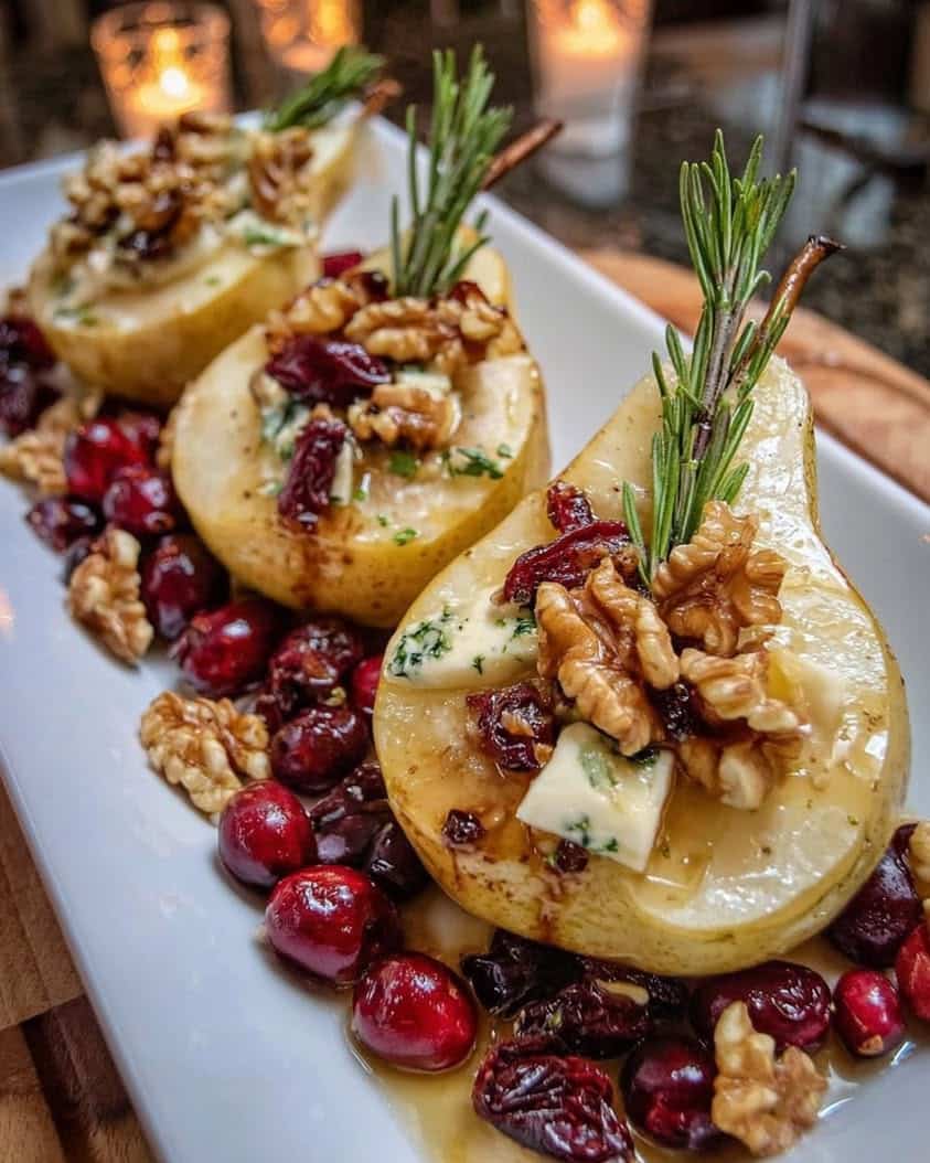 Baked Pears with Brie and Walnuts: An Elegant Holiday Dessert