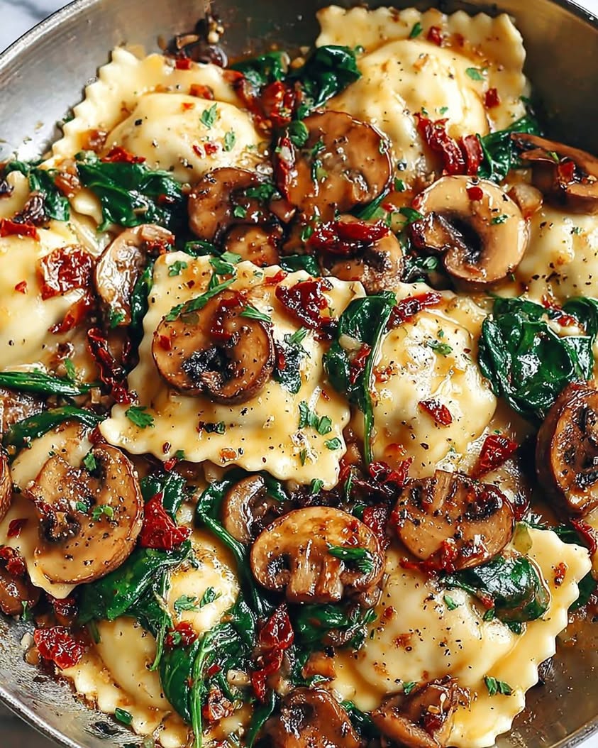 Cheesy Ravioli with Spinach Mushrooms and Sun Dried Tomatoes 2