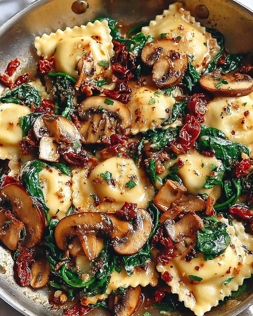 Cheesy Ravioli with Spinach Mushrooms and Sun Dried Tomatoes 3