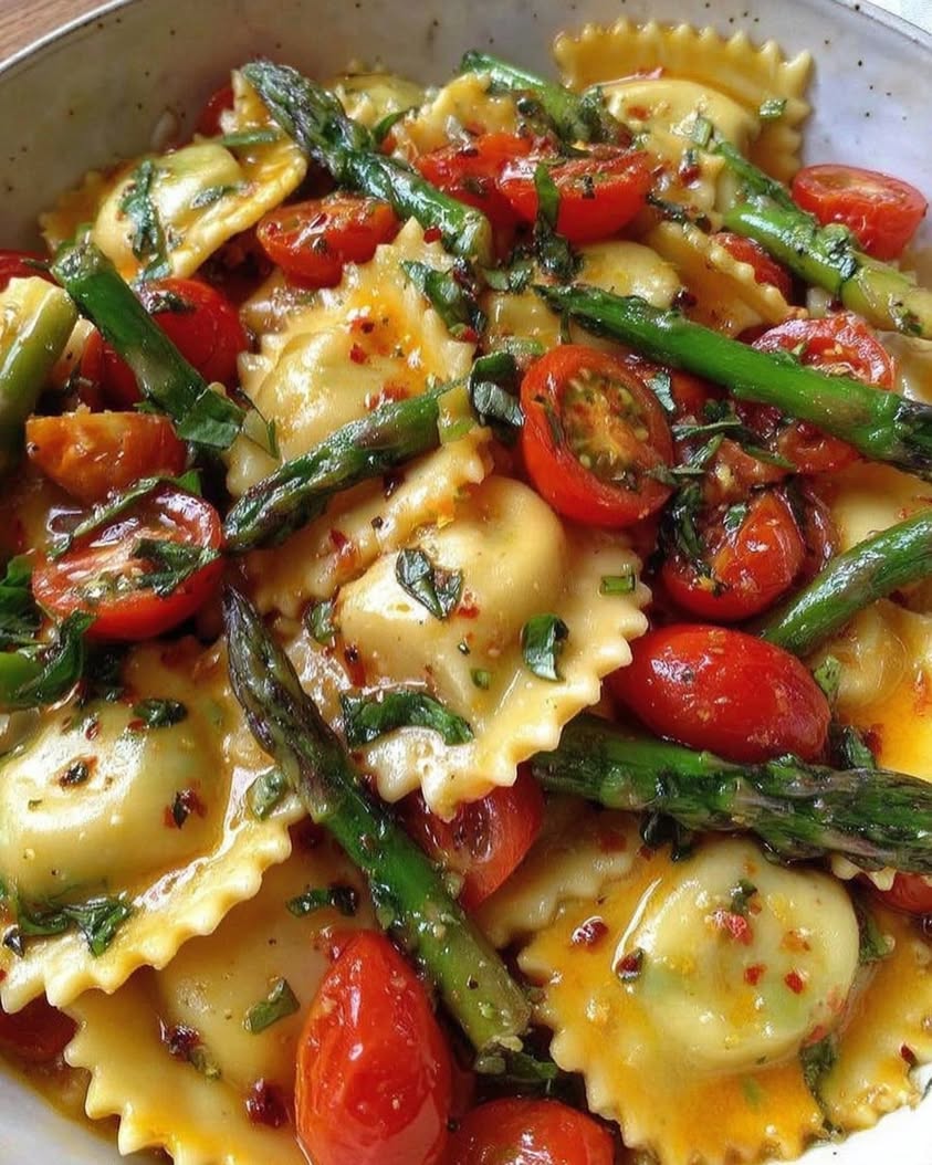Quick and Easy Ravioli with Tomatoes, Asparagus, and Herbs